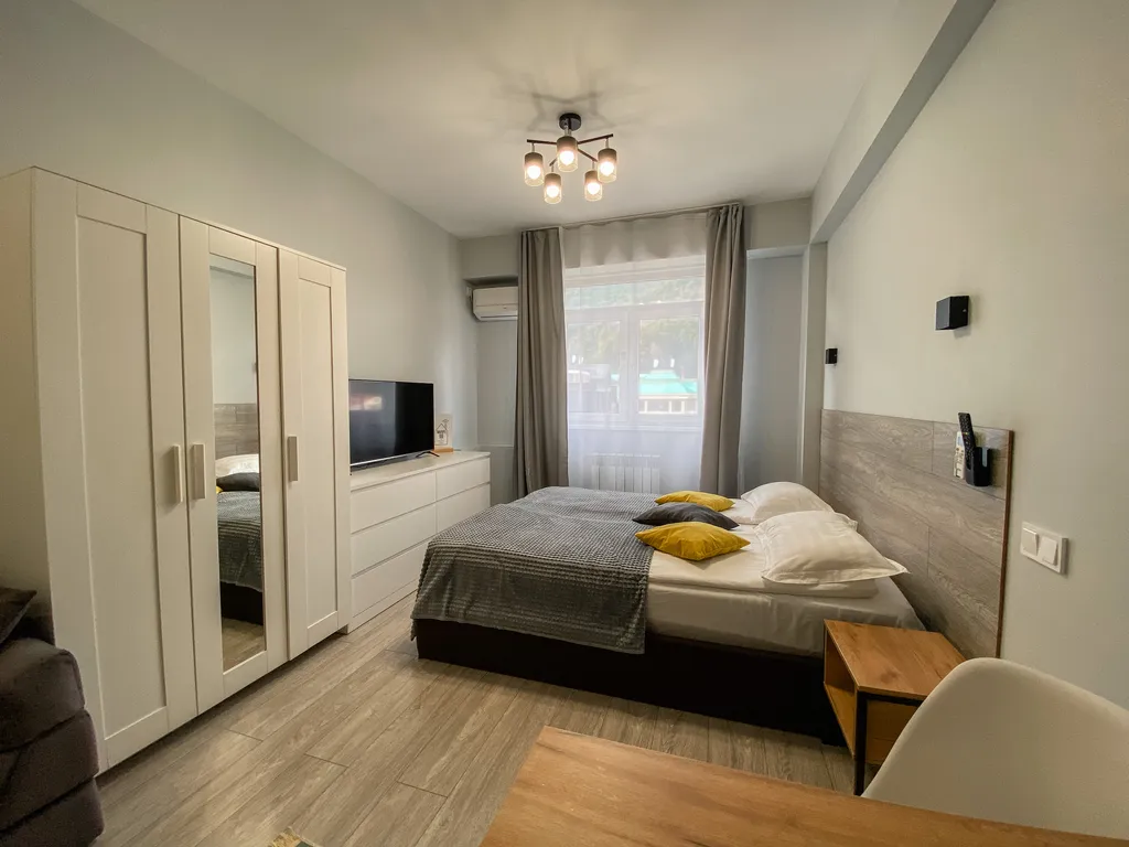 Просторная квартира с балконом вблизи подъемника