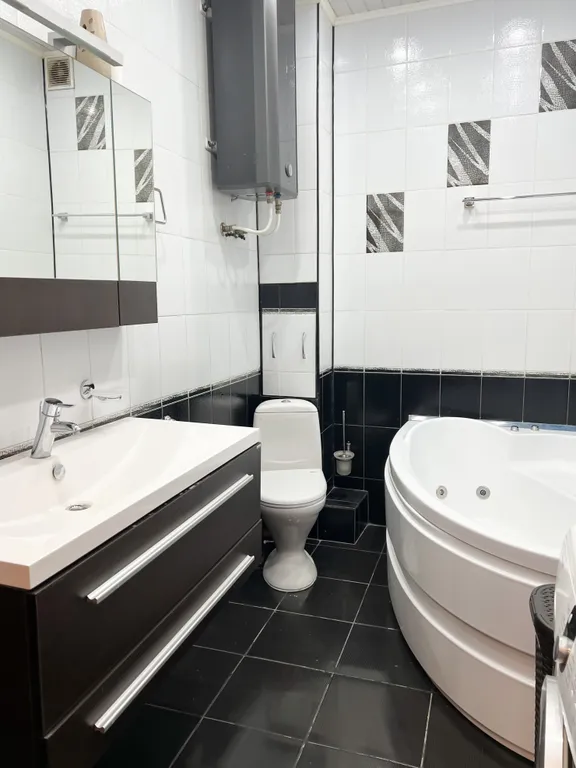 1‑комн. квартира в центре Мурманска на ул. Карла Маркса, 6/1