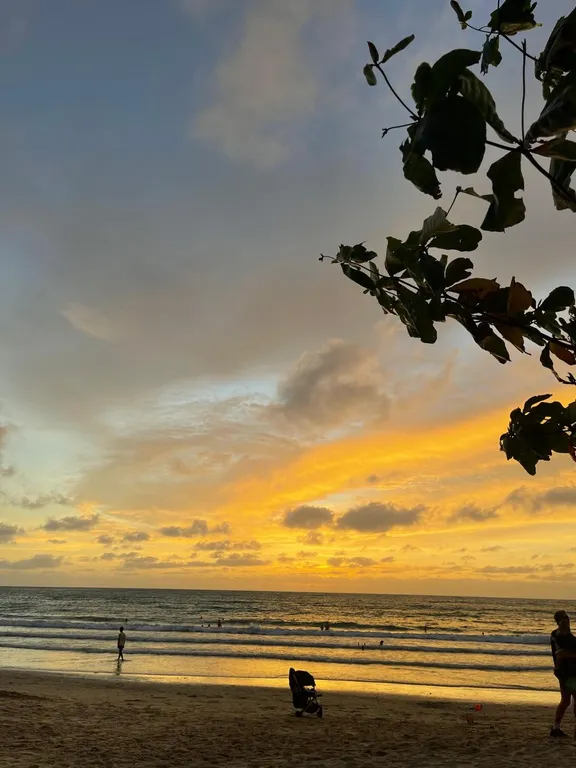 Апартамент для отдыха с детьми в тихом месте на берегу моря