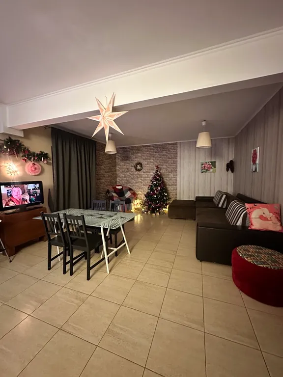 Большой дом на участке 12 соток