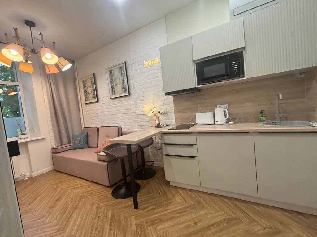 Квартира Квартира Студия в центре: кремль, Арбат, тверская, театры, патриаршие, музеи — Москва