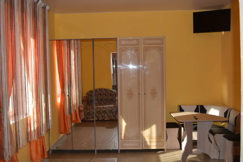 Апартаменты для троих с кухней