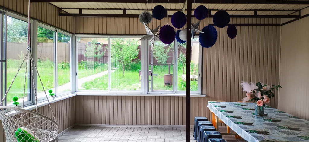 Комфортабельный 2-этажный дом с панорамным остеклением и русской баней