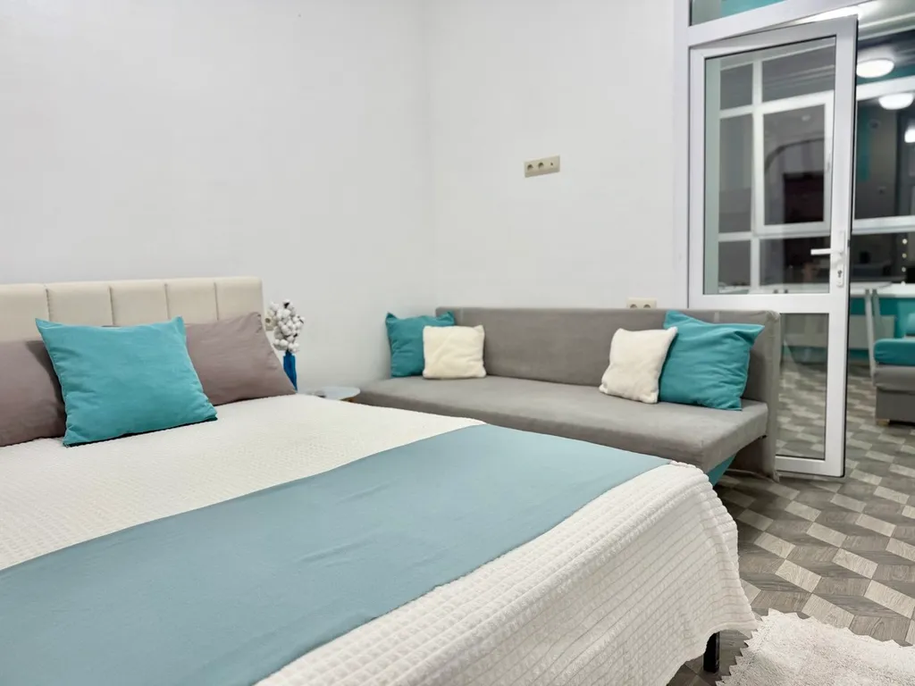 Квартира Светлые апартаменты с панорамным видом на море, горы и маяк — Геленджик