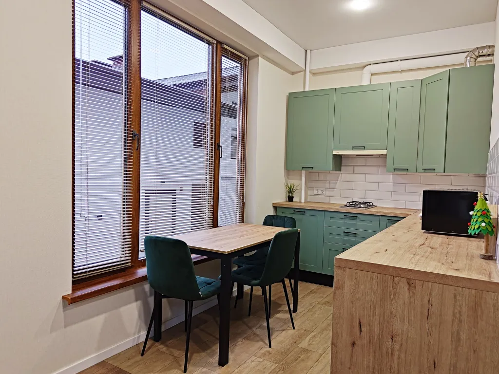 Большая дизайнерская студия с потрясающей панорамой на горы