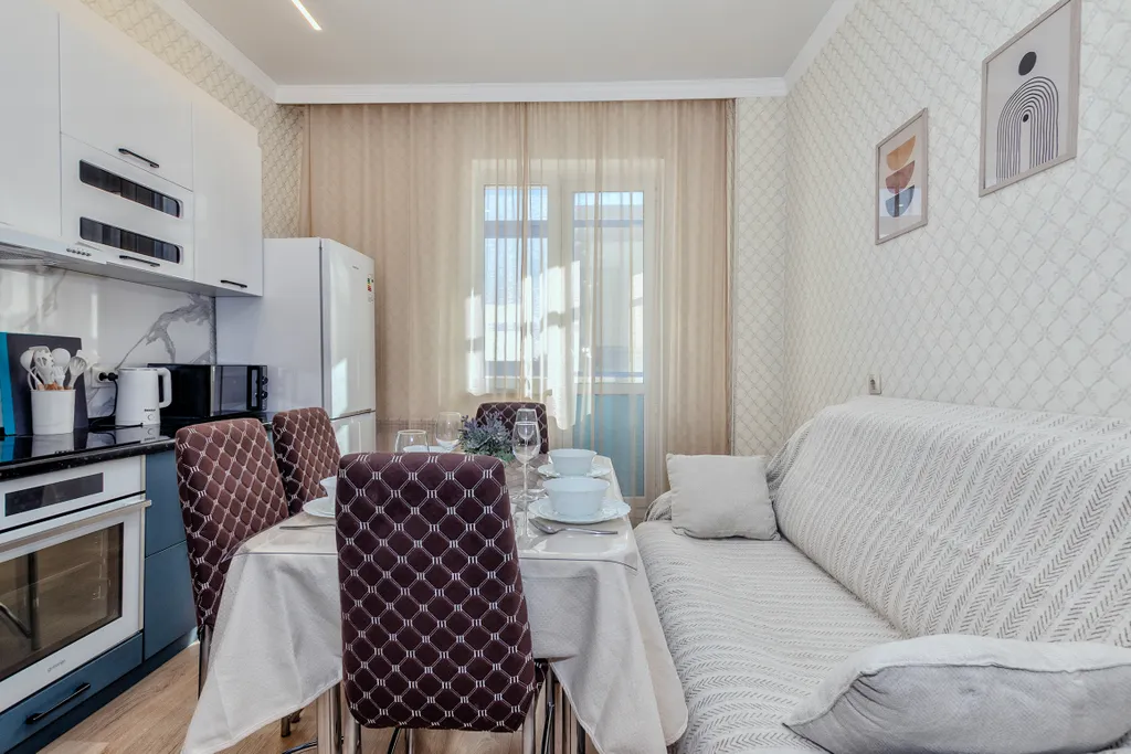 Уютная однокомнатная с видом на город возле набережной в Астане