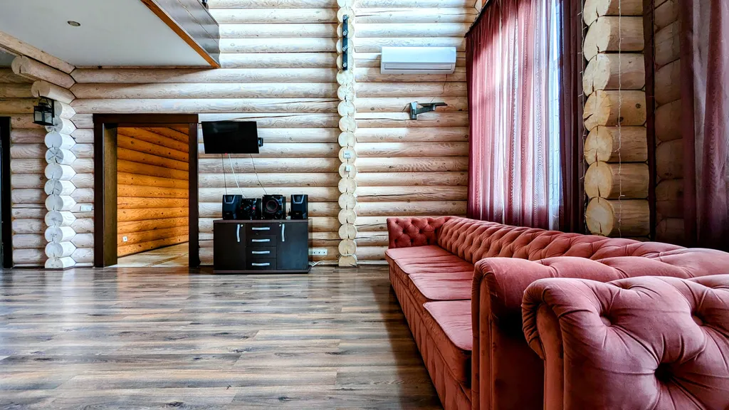 Дом с бассейном, сауной, до 50 человек