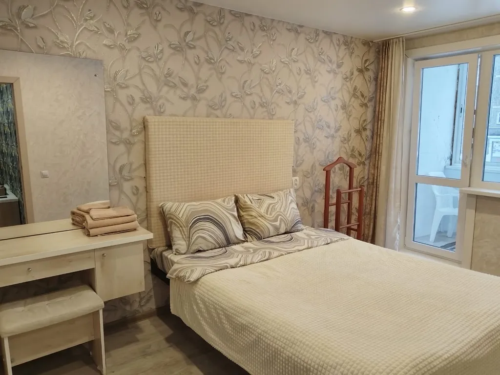 Уютная квартира в центре города. — аренда посуточно в Первоуральск