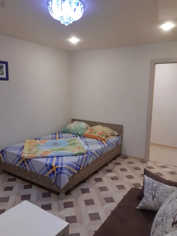 Просторная с большой кухней 2-я квартира