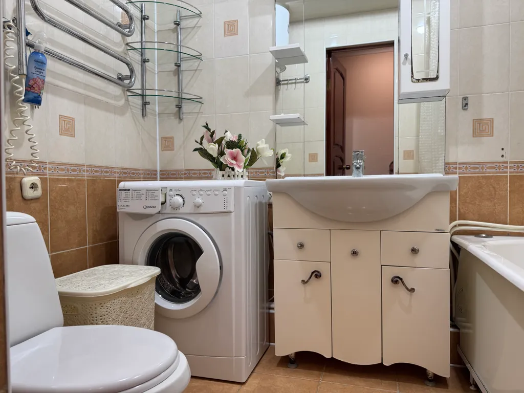 Квартира 3-комнатная Квартира — Адлер