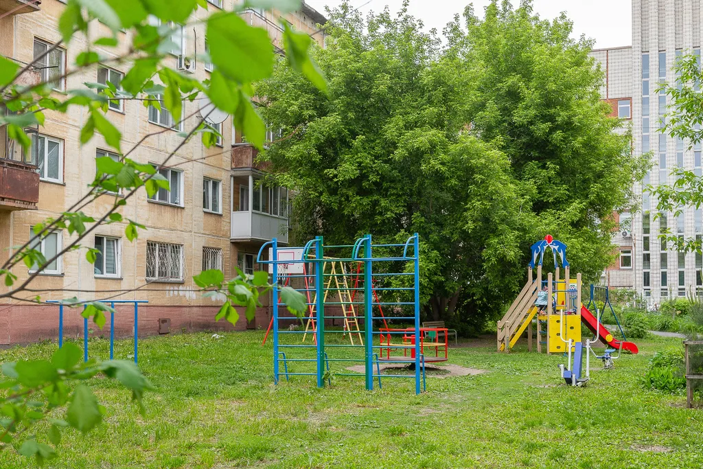 Квартира 2-комнатная квартира с изолированными комнатами рядом с метро и ЖД — Новосибирск