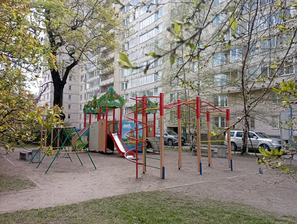 Квартира 2-комнатная квартира у метро недалёко от центра, отличное расположение — Санкт-Петербург