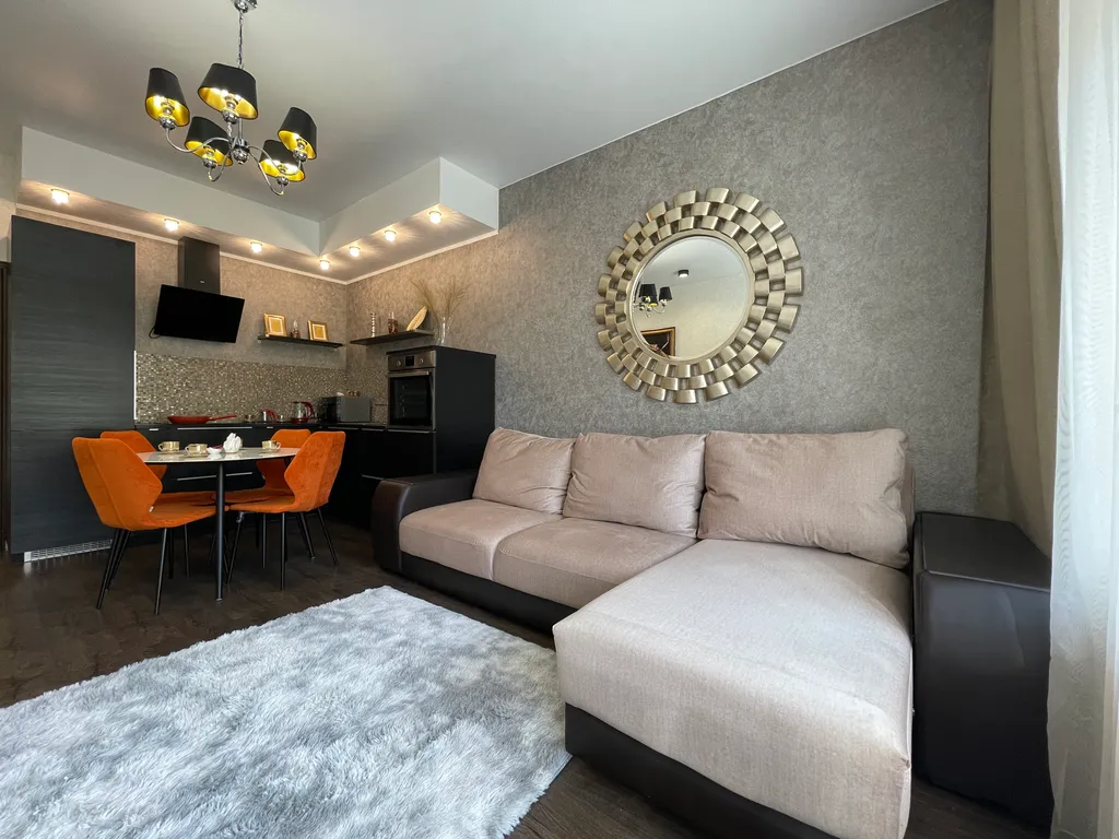 Люкс у ТЦ Аура, площадь Ленина, центр, подземная парковка