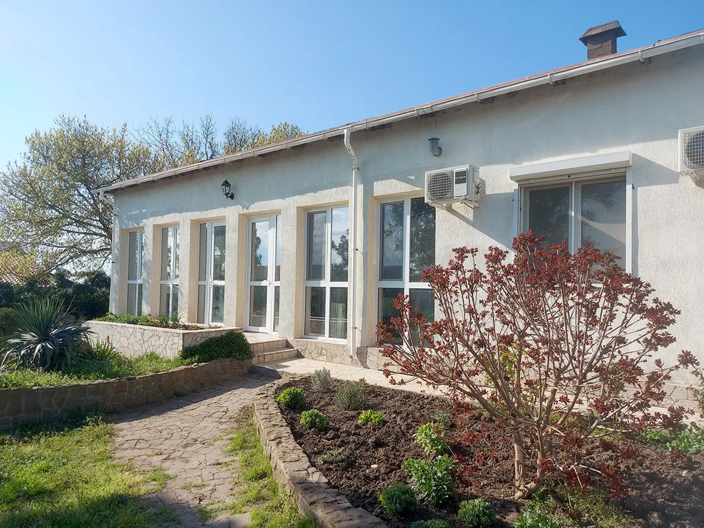 Часть дома с отдельным входом