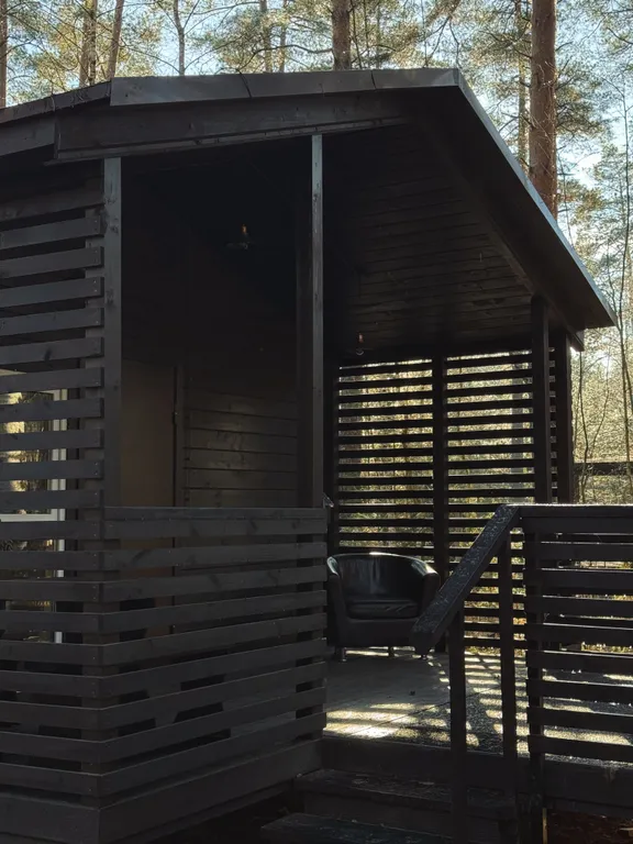 Дом в лесу с джакузи и баней