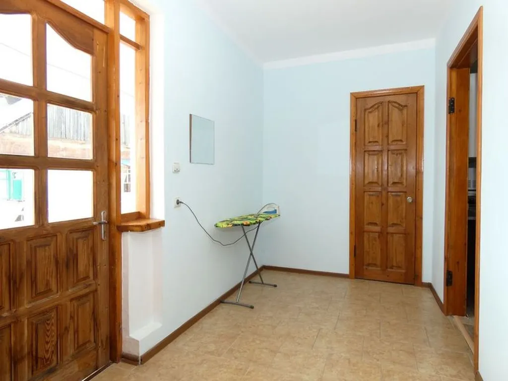 Уютная квартира с видом на море и посёлок