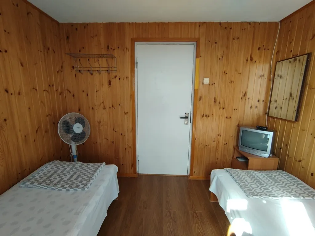 Квартира Комната — аренда посуточно в Лоо