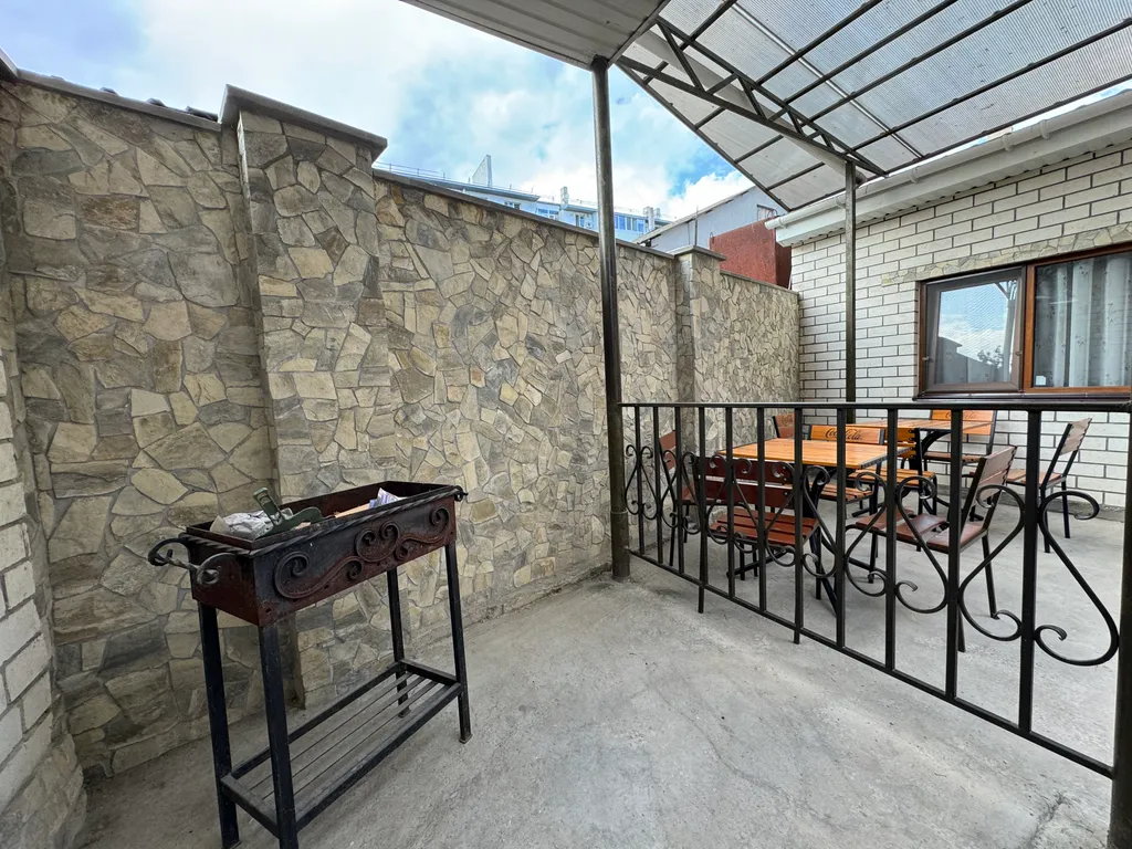 3-комнатный дом в спальном районе Феодосии