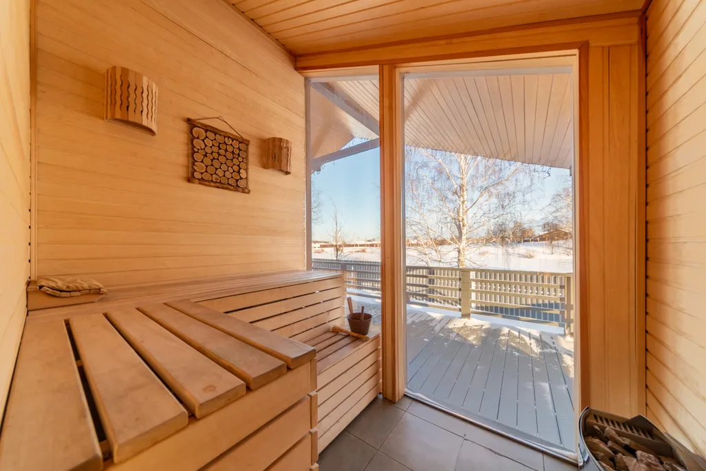 Дом у озера #1