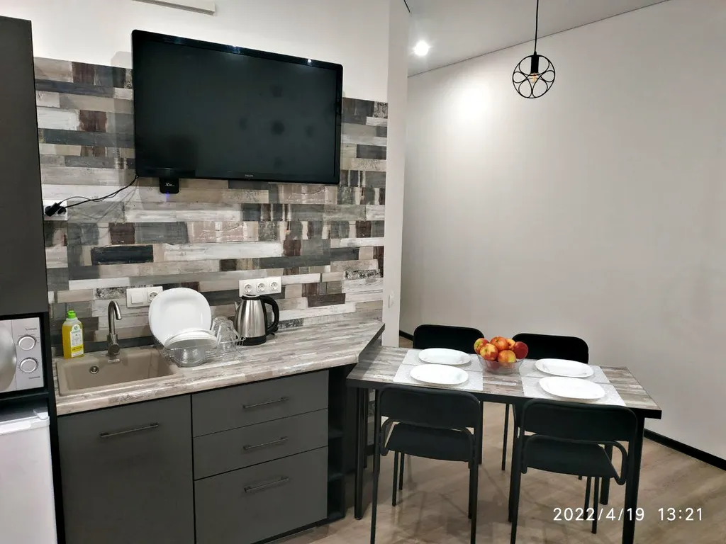 Комфортные апартаменты рядом с метро