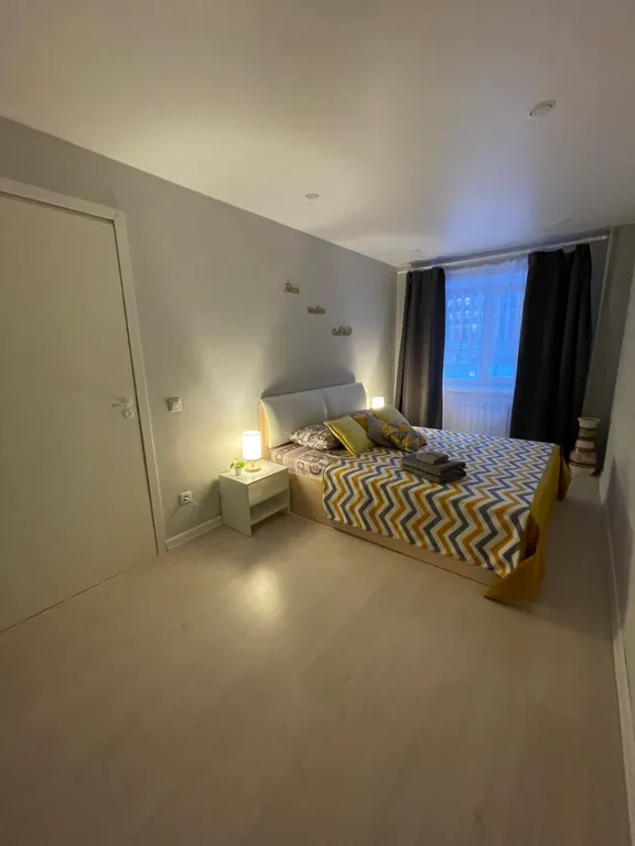 Евродвушка у озера