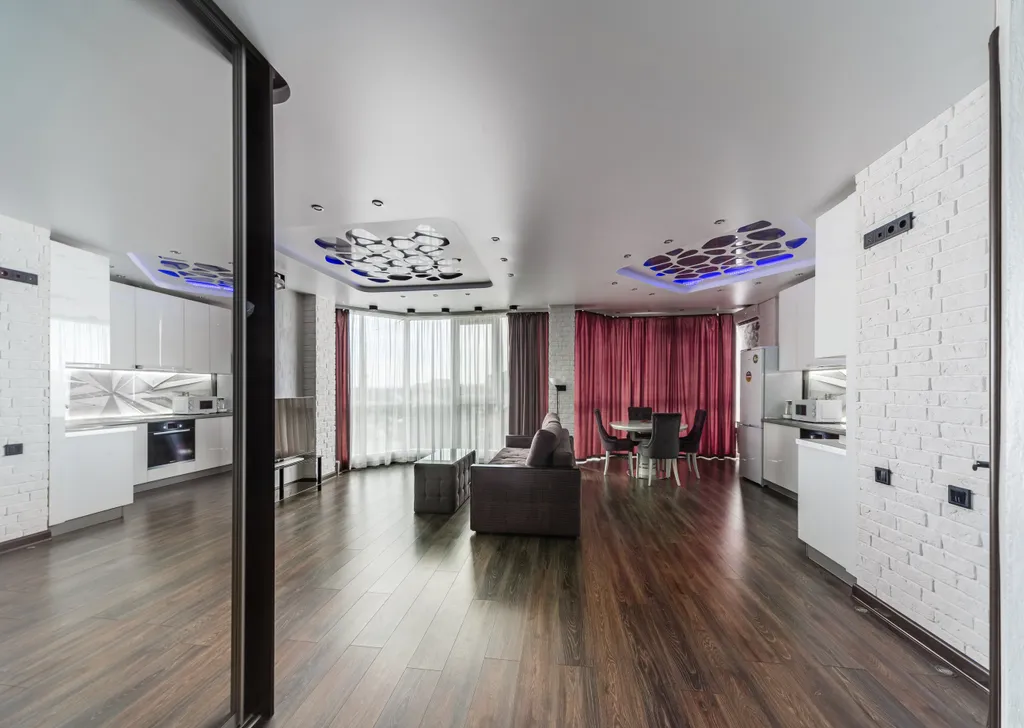 Просторная квартира-студия в центре города