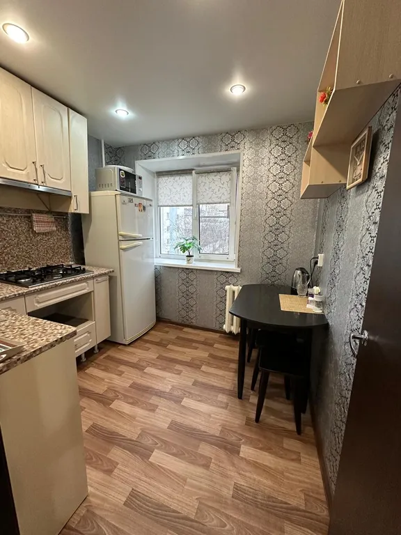 Квартира недалеко от ж/д вокзала, центра города и порта