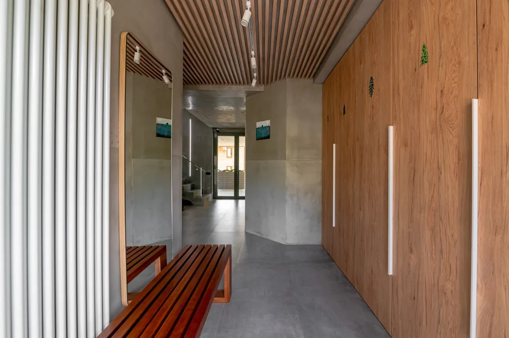 Студия с видом на горы и бассейном