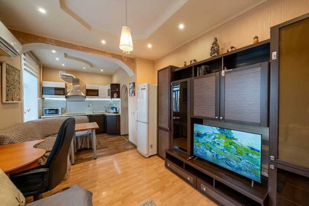 Квартира Уютная квартира с кухней-гостиной в самом центре города — Хабаровск