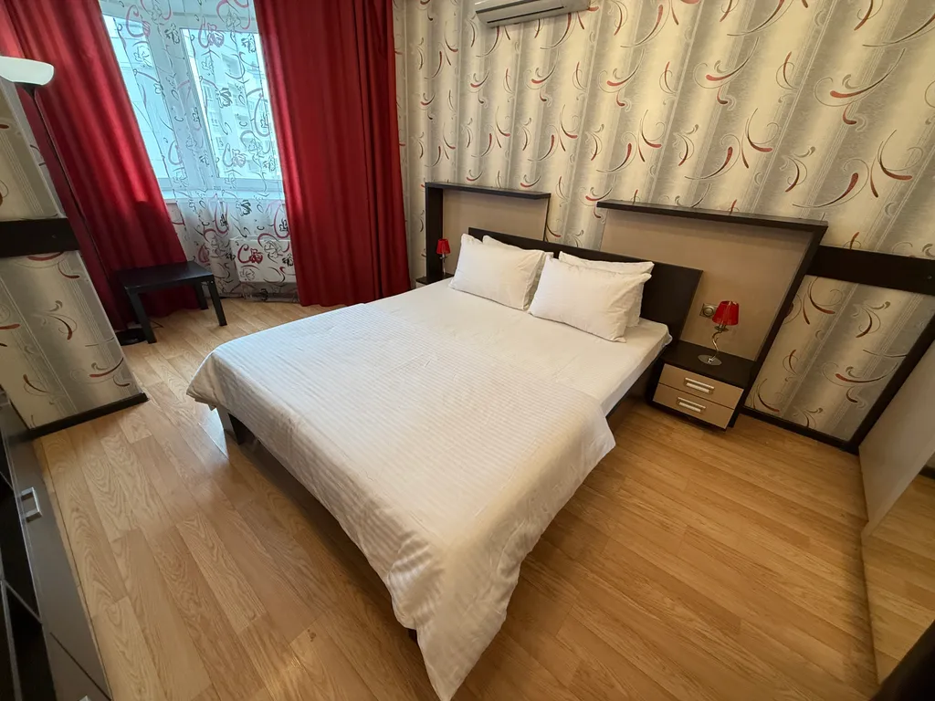 Тут хорошо на Сурикова