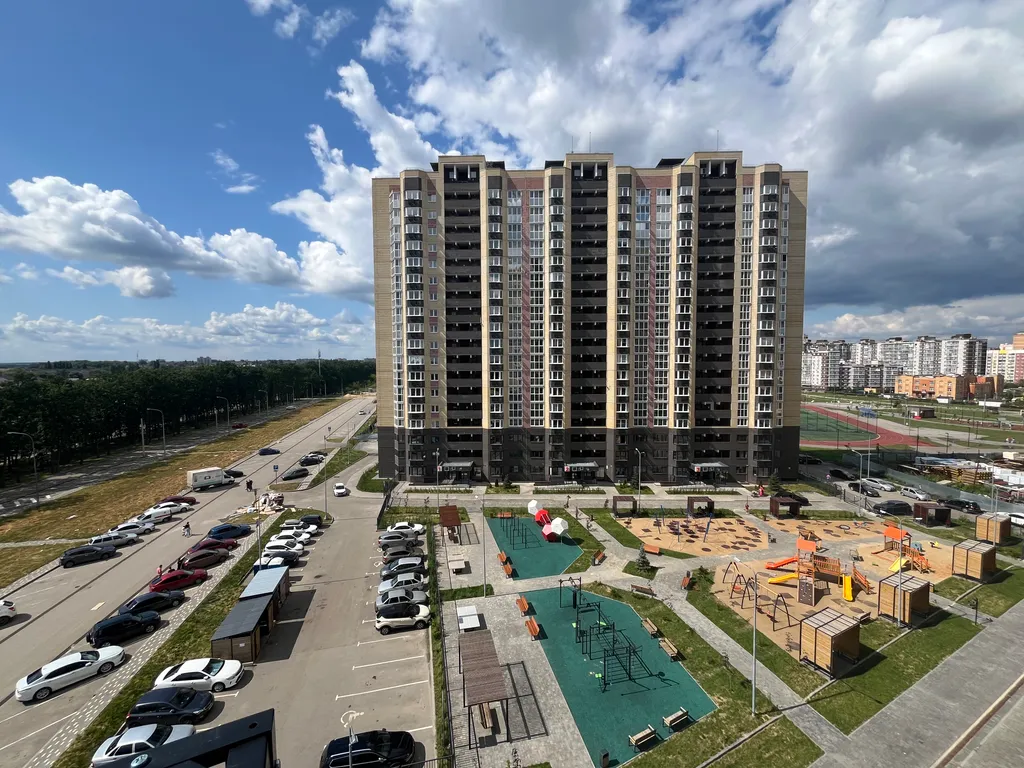 Светлая квартира с видом на закат в современном ЖК Геометрия