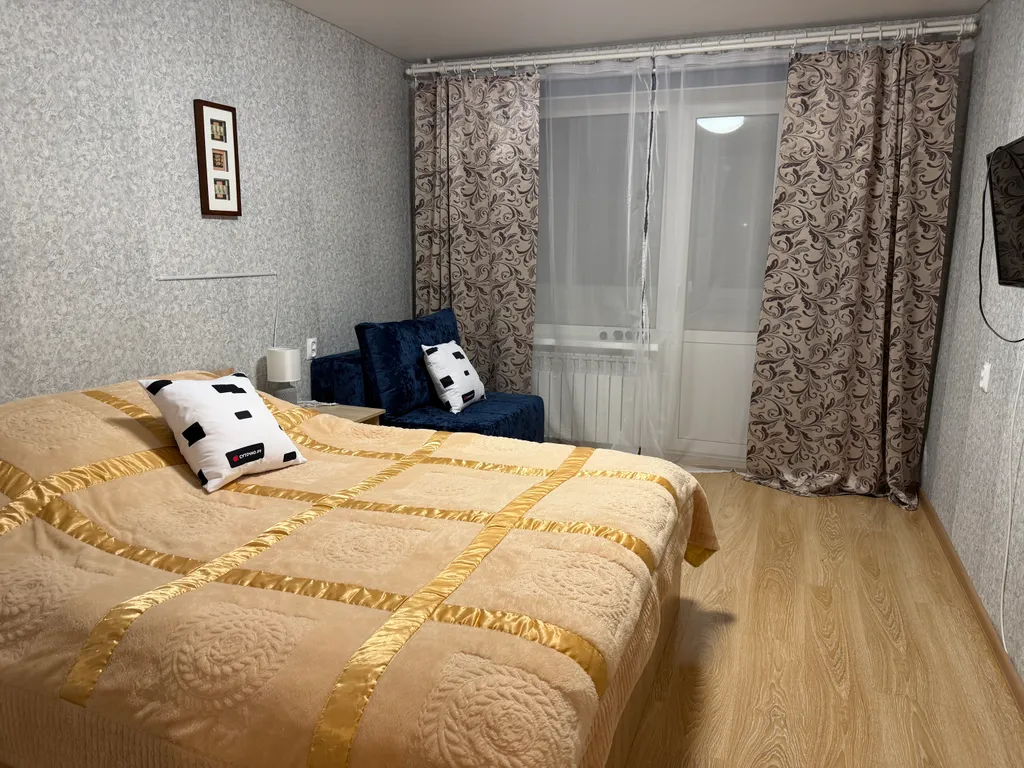 Квартира с видом на озеро Айранне недалеко от ЖД вокзала