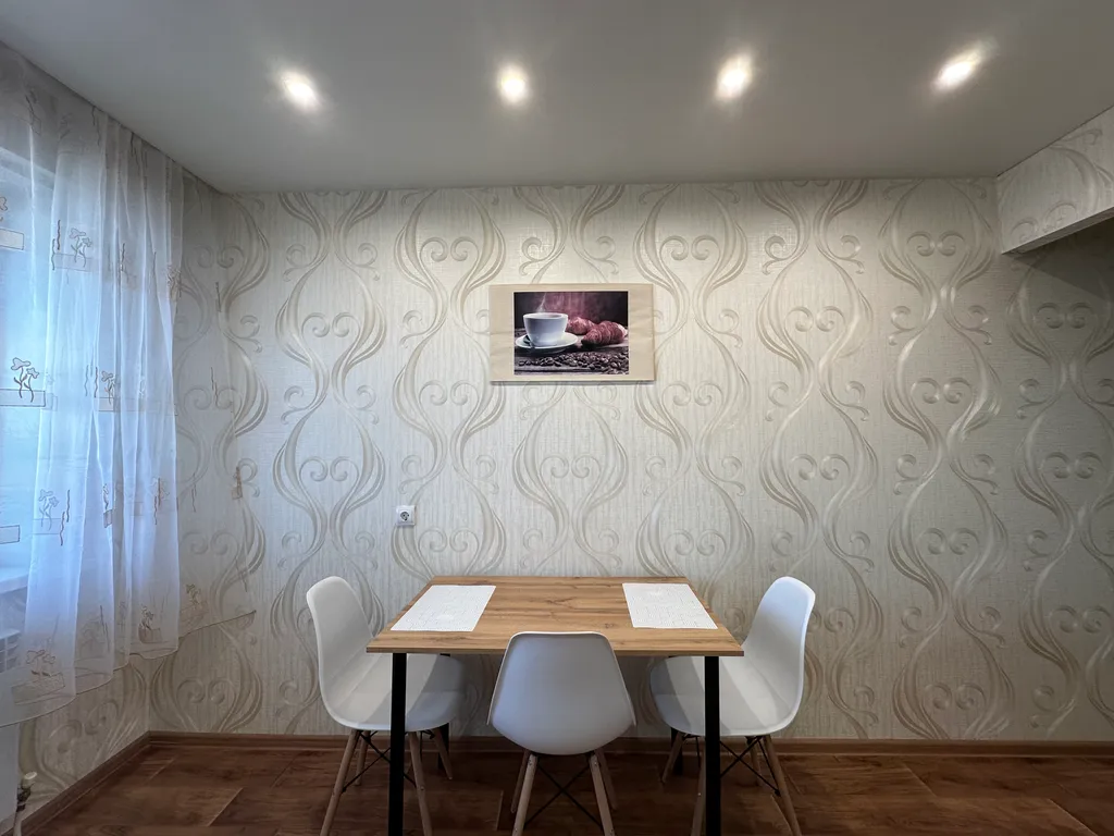 Квартира в районе ЖД вокзала, с видом на Волгу