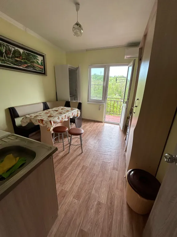 Коттедж Коттедж Комфортное жильё для отдыха — Беранда