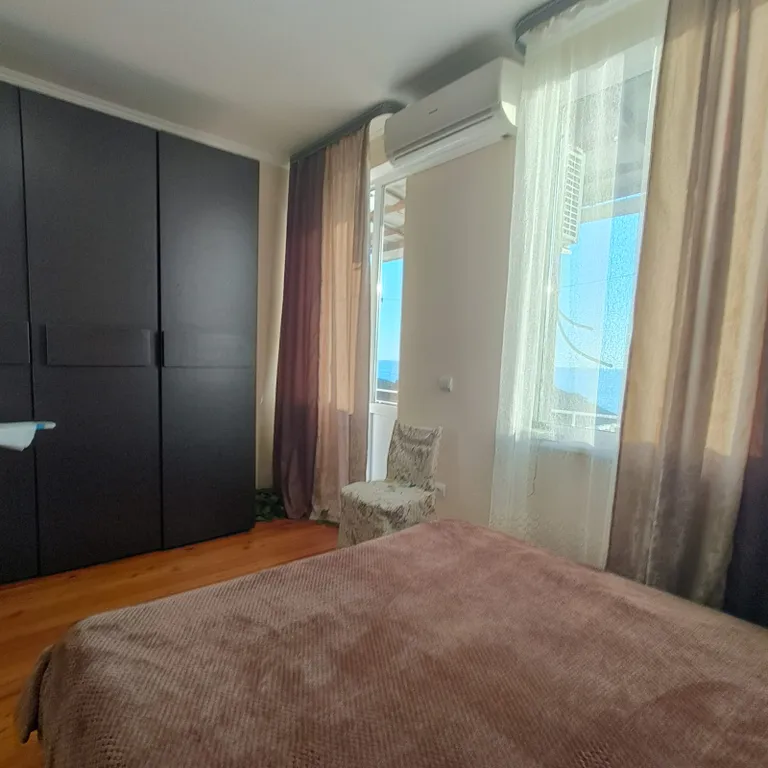 Этаж под ключ с видом на море и горы