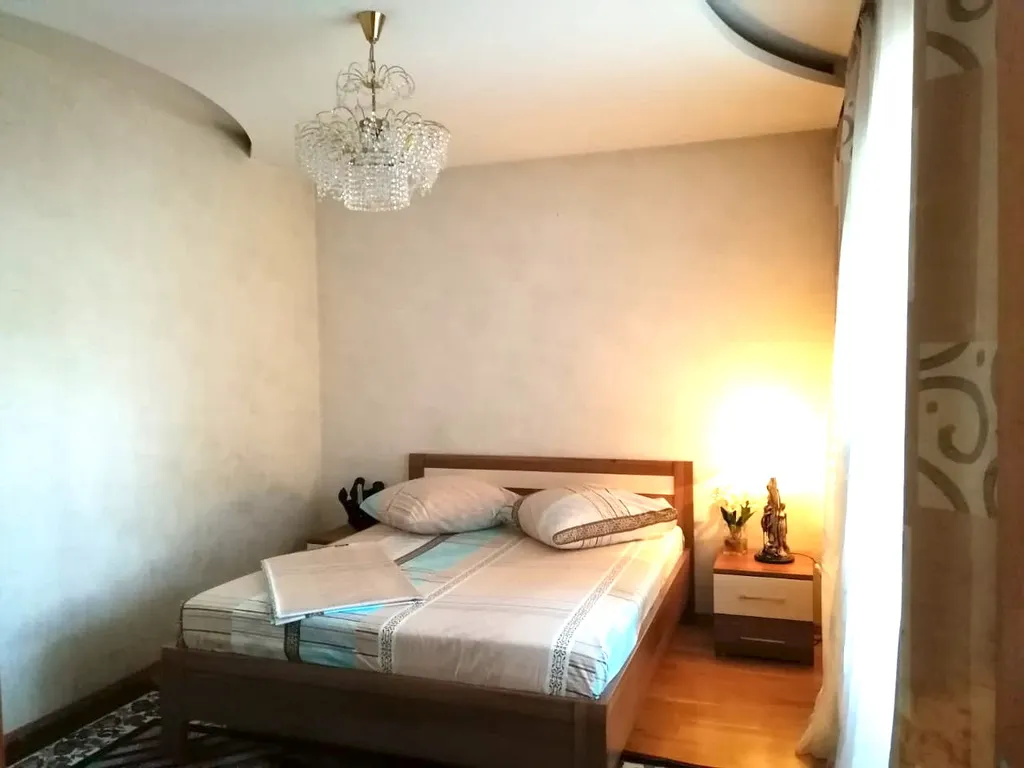 4-комнатная Квартира