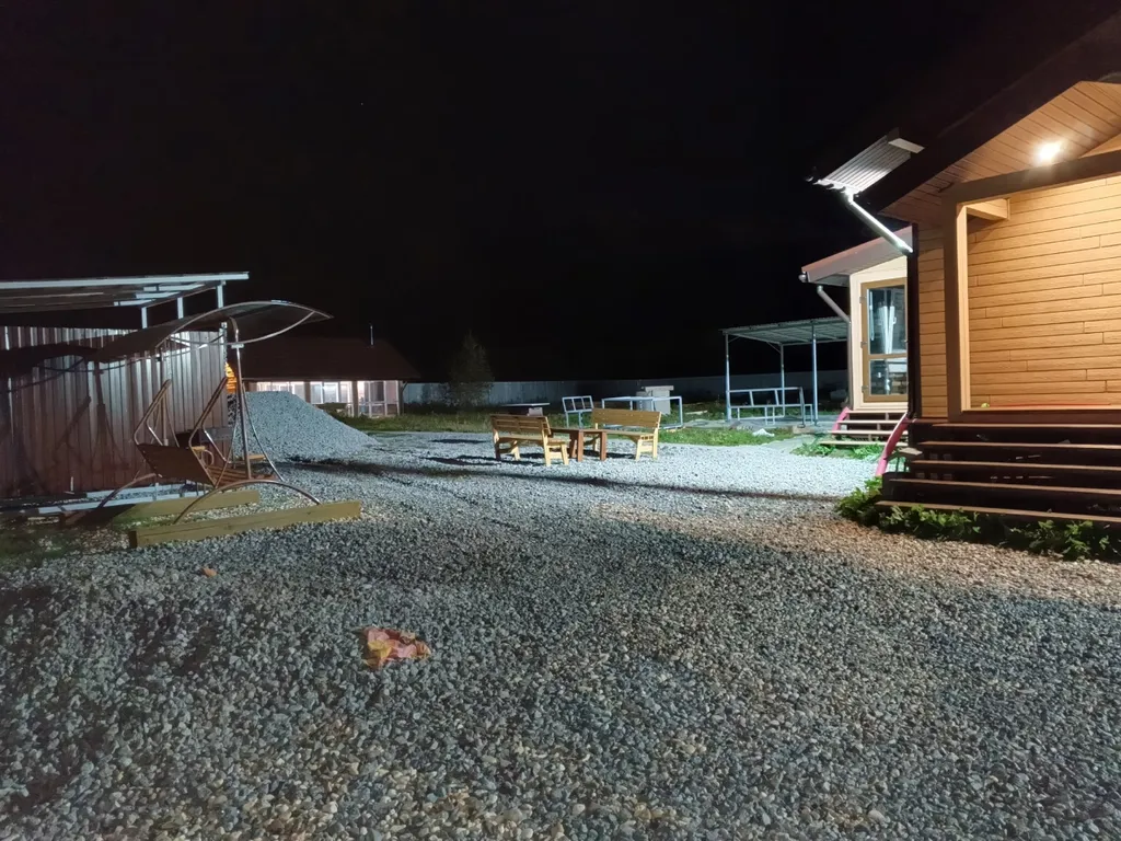 Новый дом-баня с беседками у леса