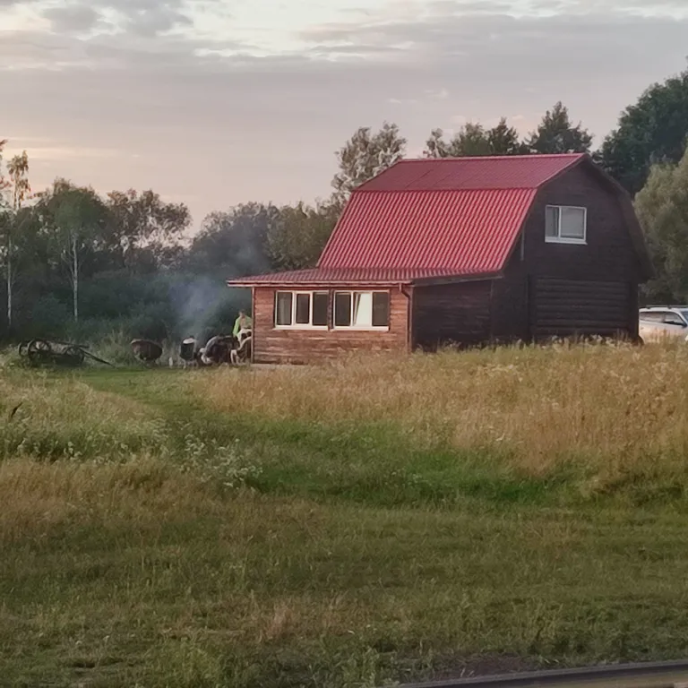 Дом с баней на озере