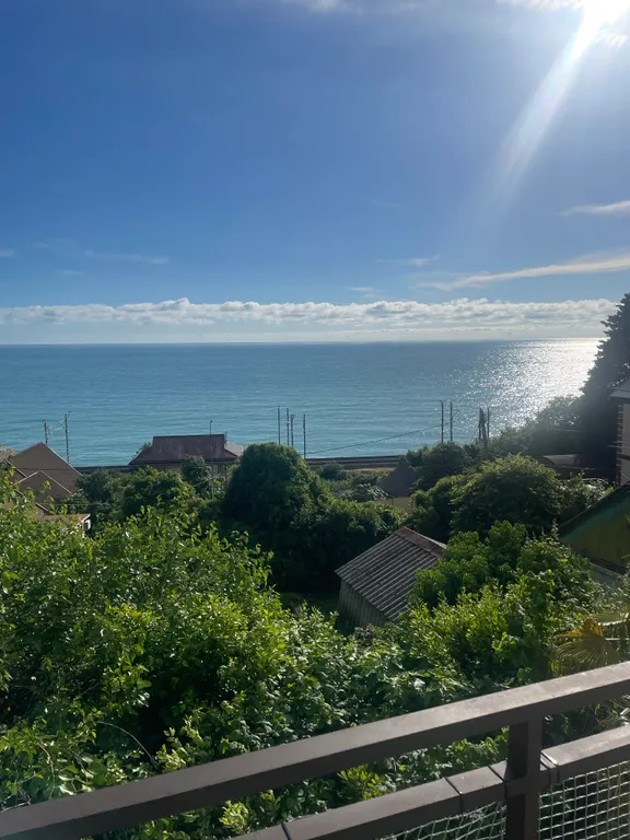 Комфортабельный номер в частном секторе с видом на море