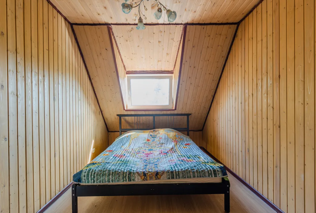 Коттедж с бассейном, баней и 5 спальнями