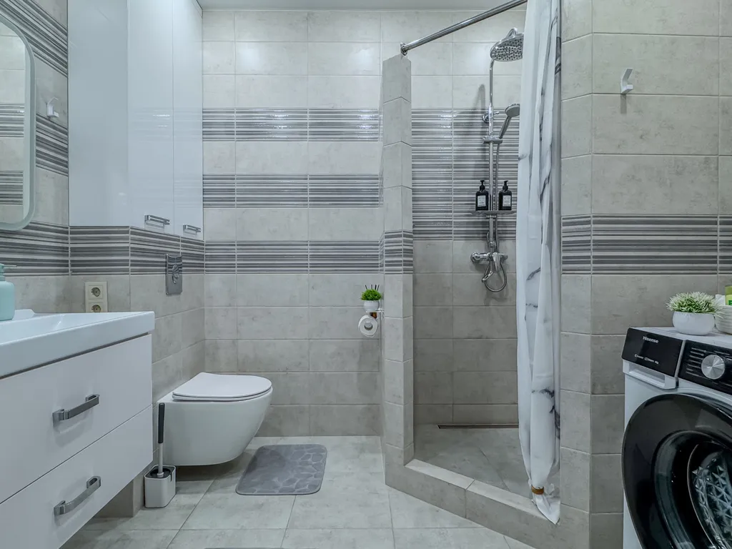 Комфорт для всех – стильная квартира с посудомойкой и smart tv