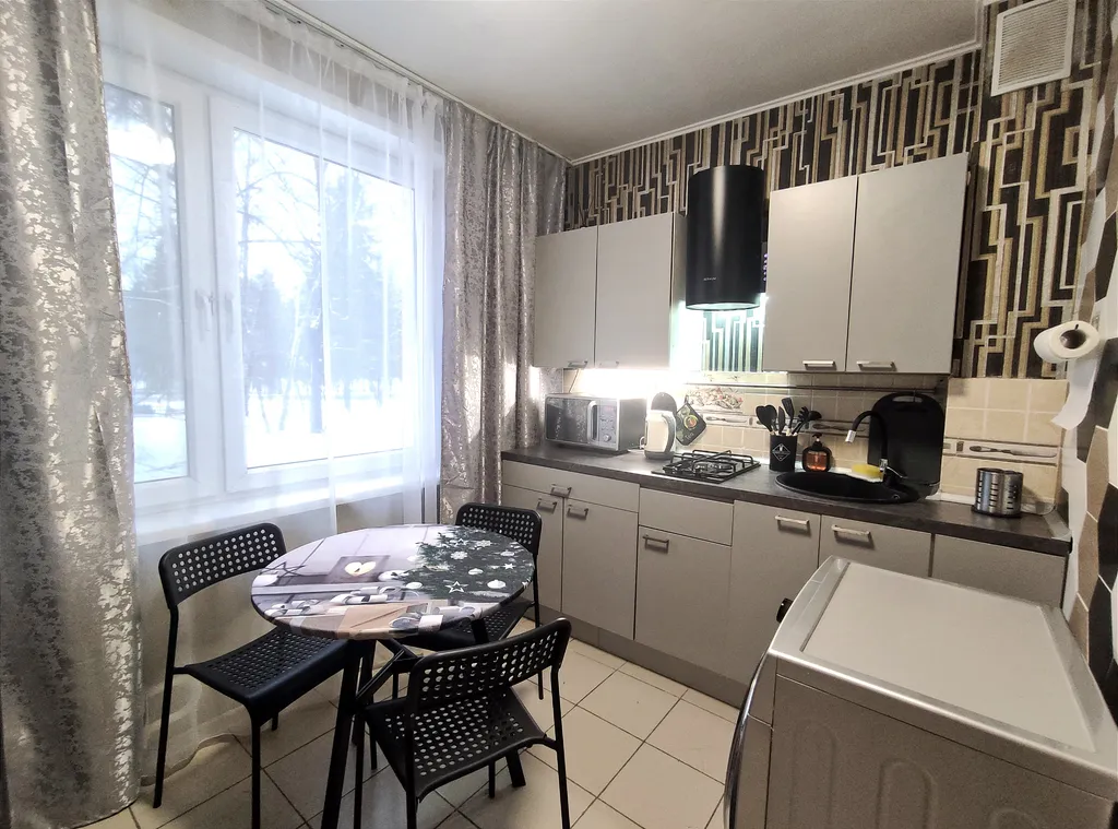 Удобная квартира — аренда посуточно в Троицк