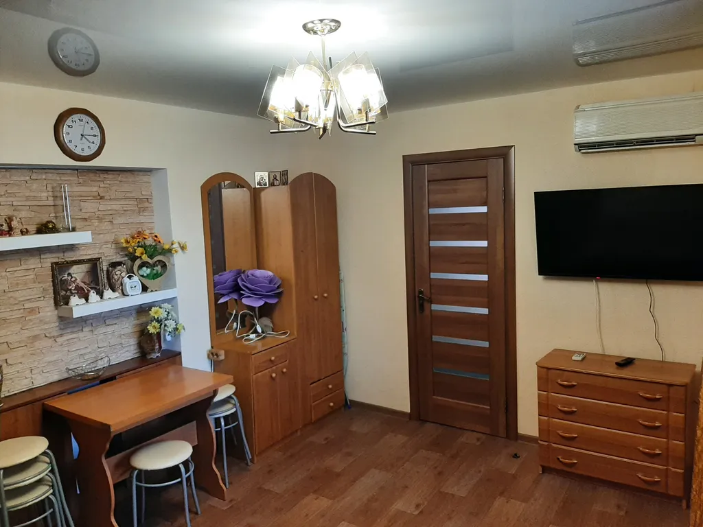 Коттедж Трёх комнатный дом до моря 5 минут пешком — Евпатория