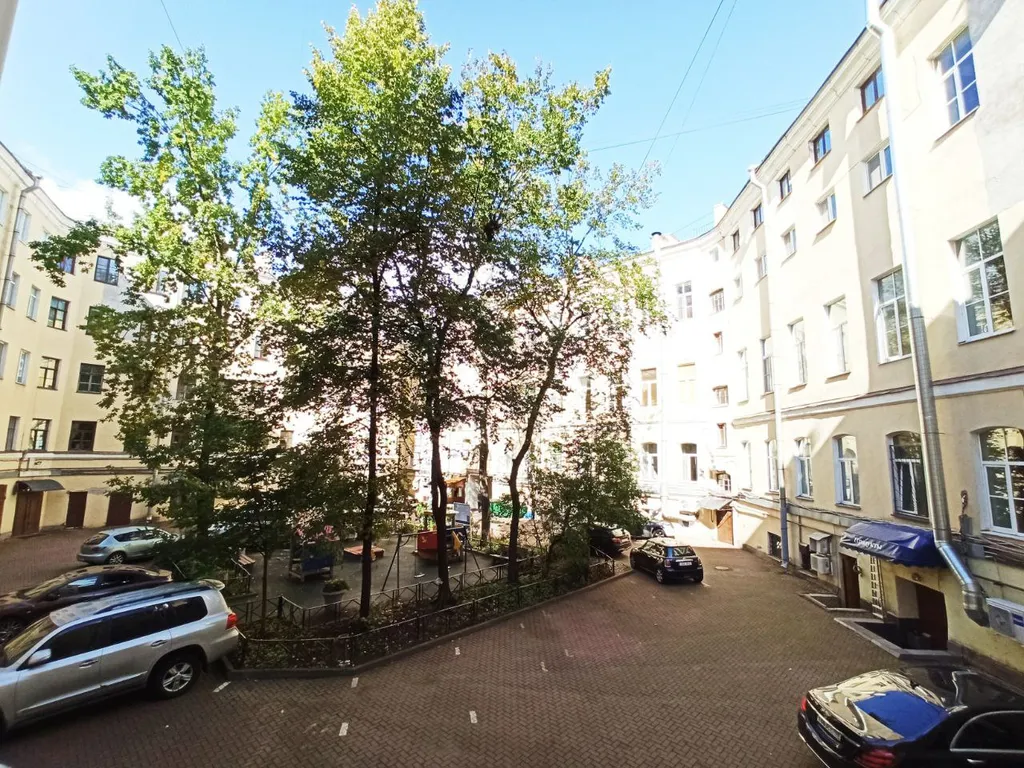 Квартира Квартира Рядом с Дворцовой на 5 гостей, парковка во дворе — Санкт-Петербург