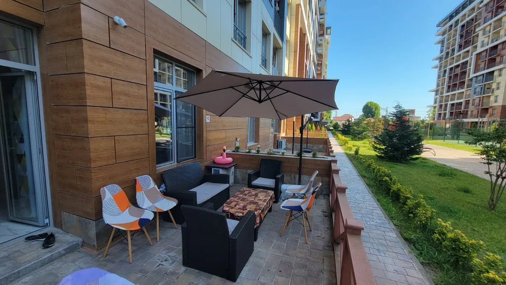 Квартира со своей террасой в 50 метрах на море