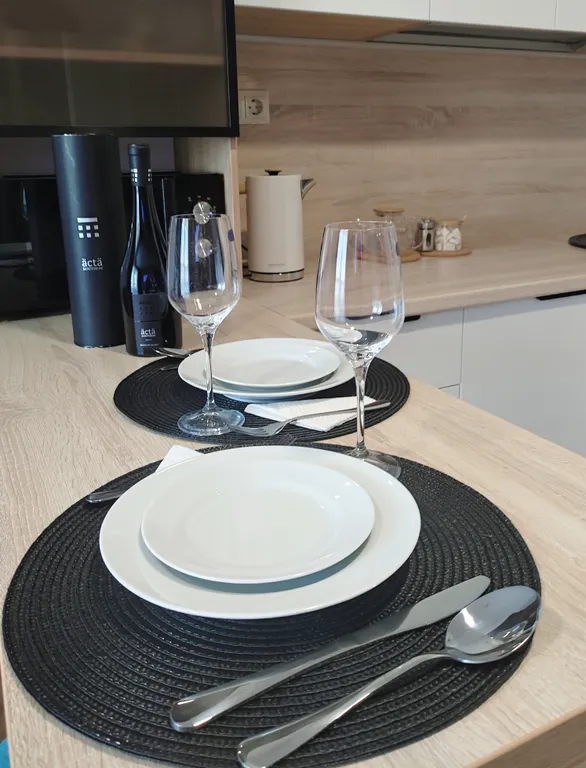 Уютная квартира на Лескова