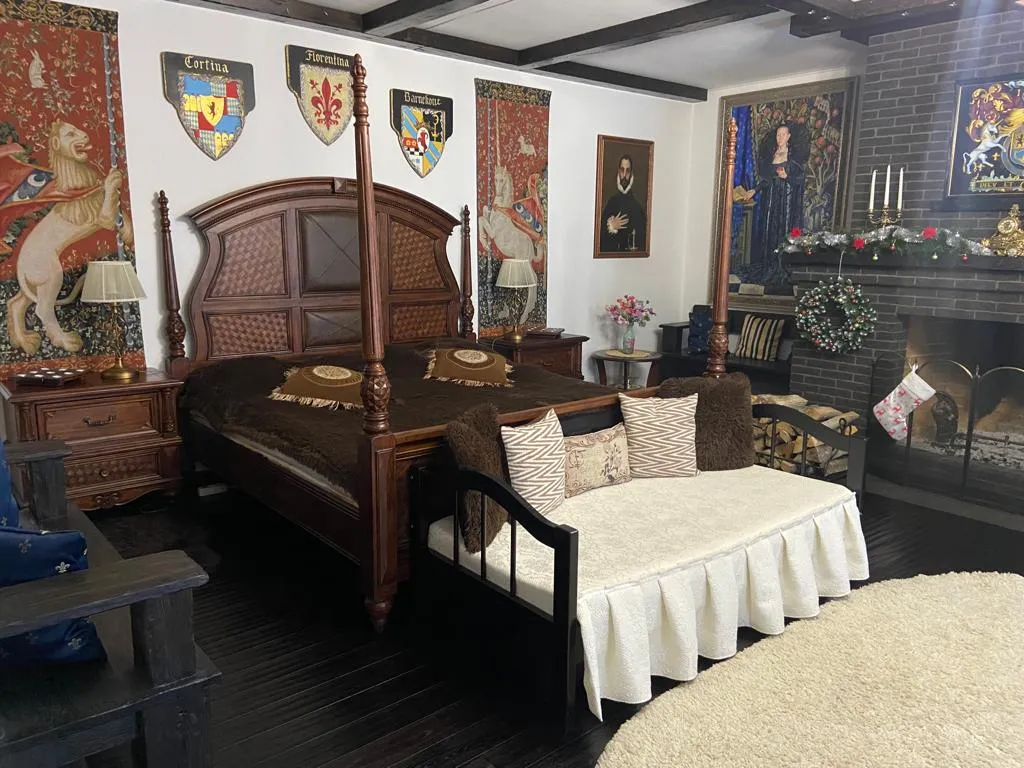 Коттедж Коттедж в стиле средневековья — Волосово