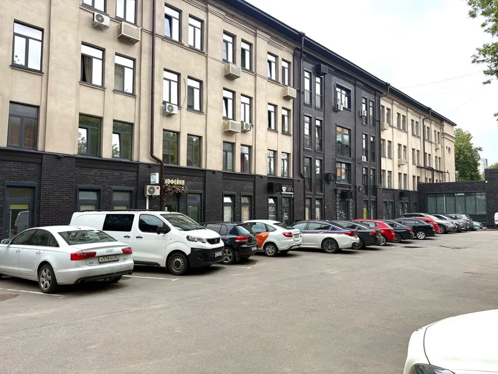 Квартира Квартира Уютная студия с собственной парковкой — Москва