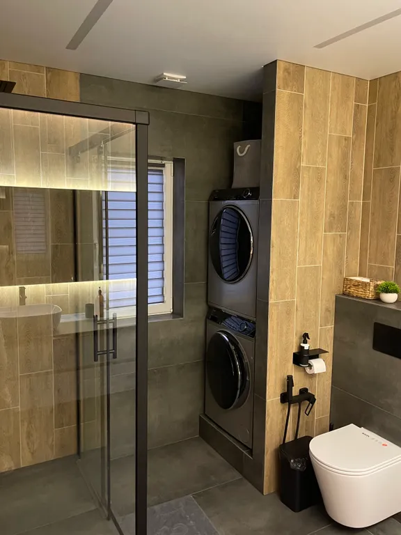 Уютный дом с живописным видом на лес