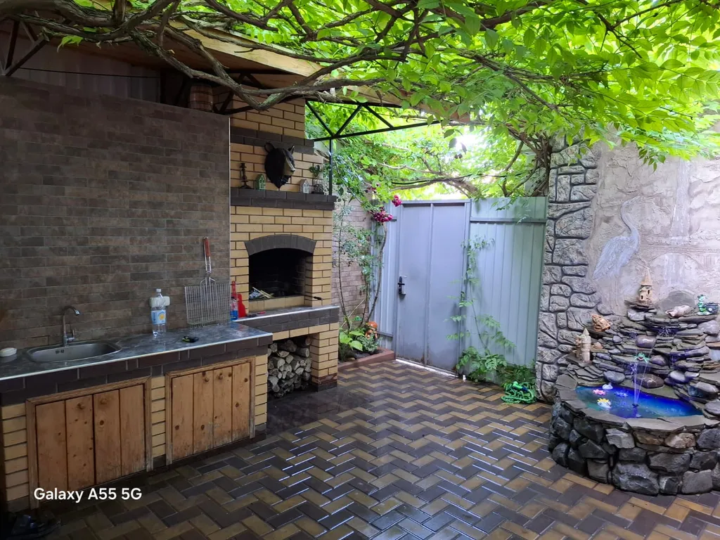 Двухкомнатный уютный дом со двором до моря 5 минут пешком